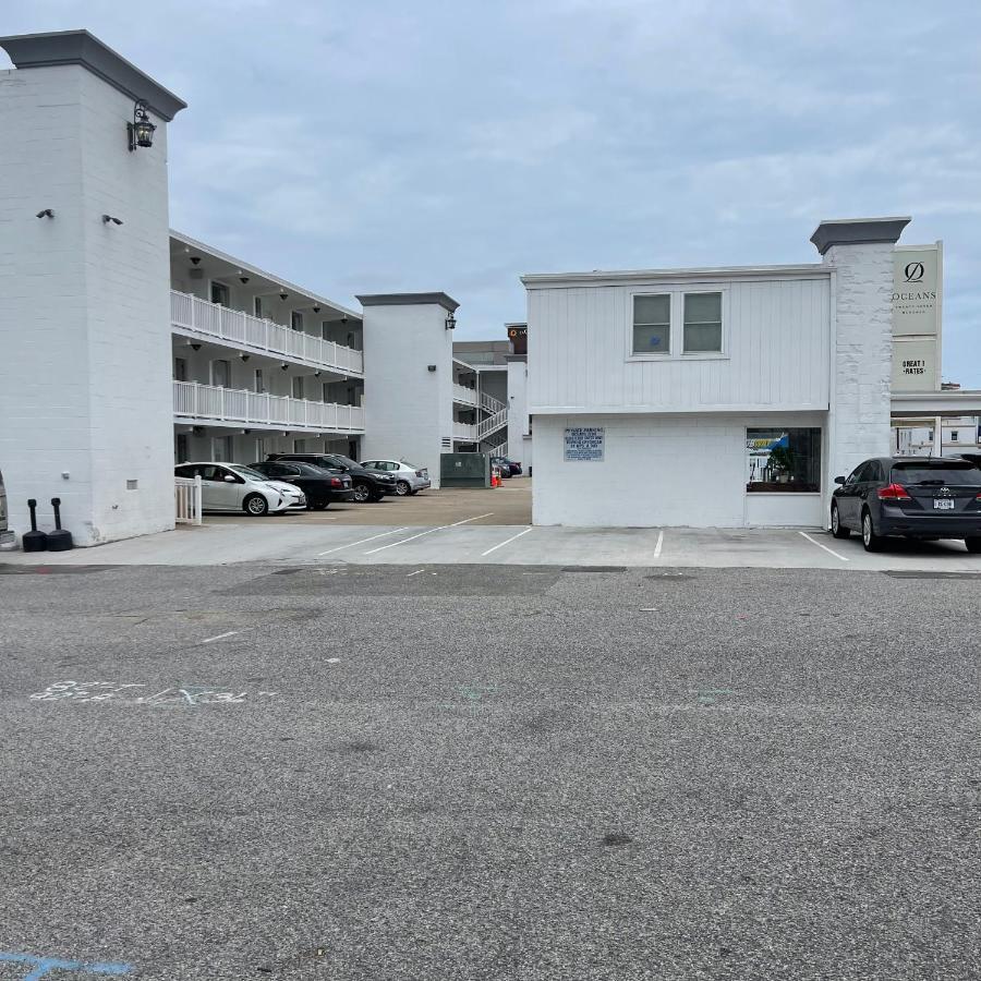 Hotel Oceans 2700 Virginia Beach Esterno foto